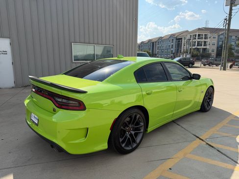 Used 2023 Dodge Charger Scat Pack w/ Plus Group RWD image 8