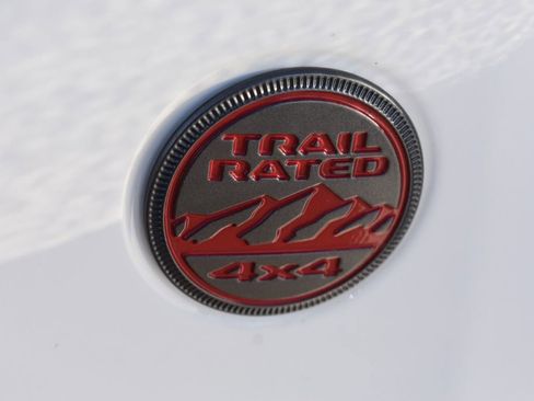 Used 2022 Jeep Wrangler Unlimited Rubicon image 38