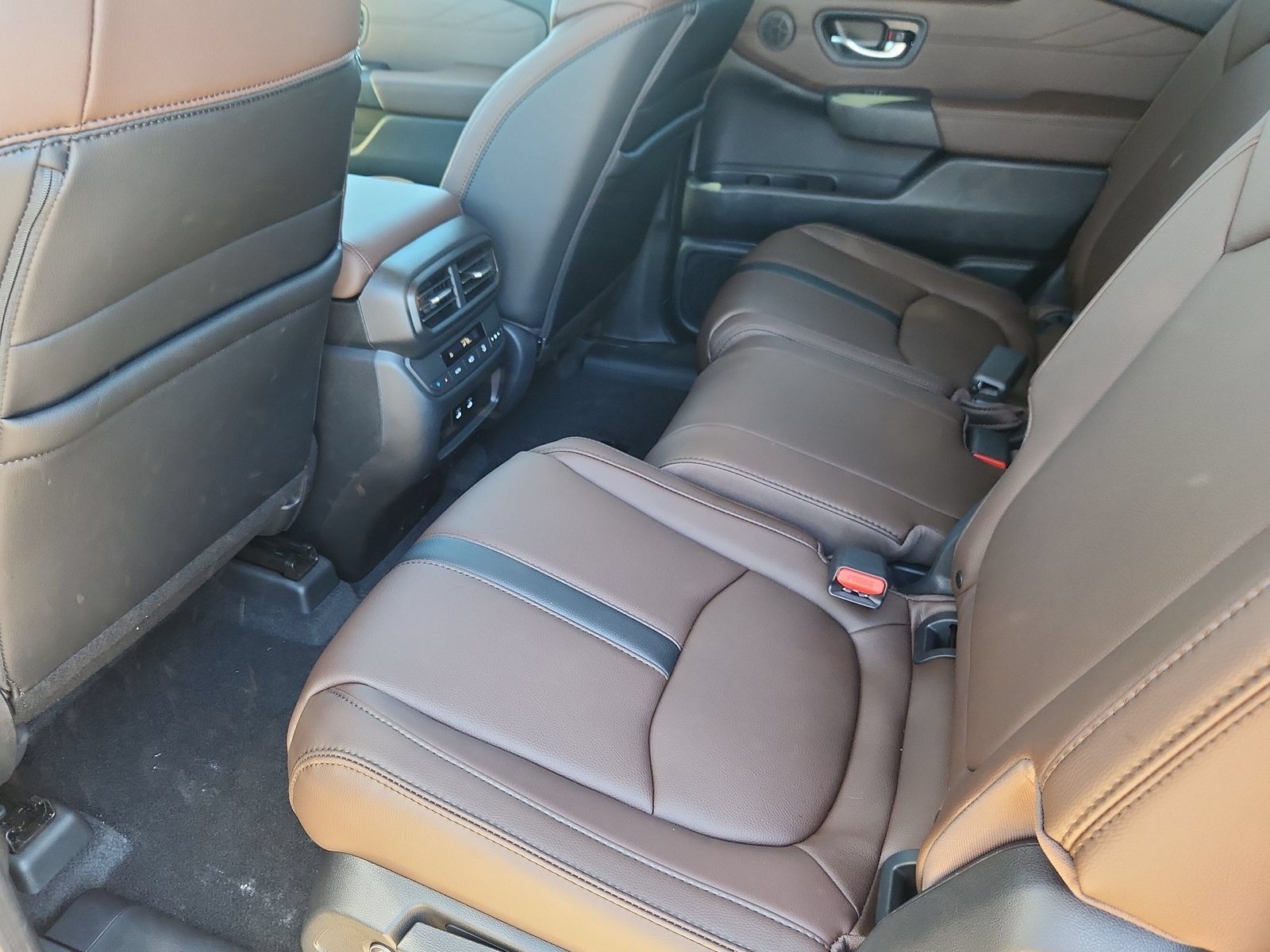 New 2026 Honda Pilot Touring image 11