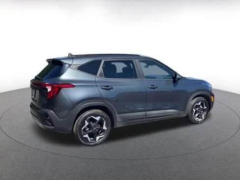 Used 2025 Kia Seltos S FWD image 15