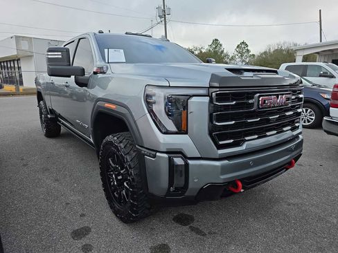 Used 2024 GMC Sierra 2500 AT4 w/ AT4 Premium Plus Package image 1
