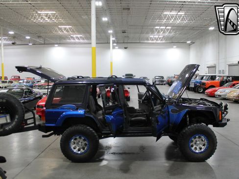 Used 1999 Jeep Cherokee Classic image 9