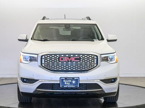 Used 2018 GMC Acadia Denali w/ Technology Package AWD/4WD image 7