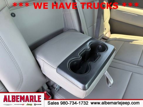 Used 2020 GMC Sierra 1500 SLT w/ SLT Premium Plus Package AWD/4WD image 38