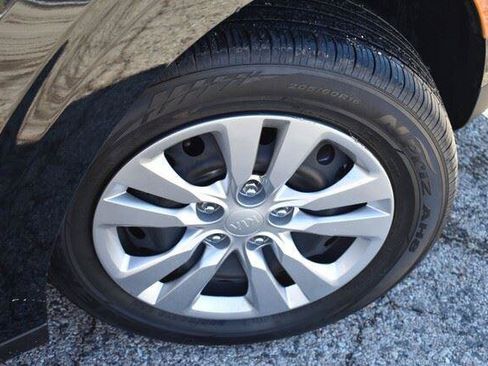 Used 2021 Kia Soul LX FWD image 14