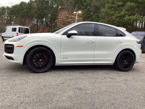 Used 2021 Porsche Cayenne GTS image 1