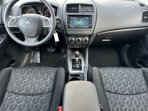 Used 2024 Mitsubishi Outlander Sport ES image 13