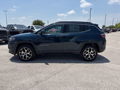 New 2026 Jeep Compass Limited AWD/4WD image 2