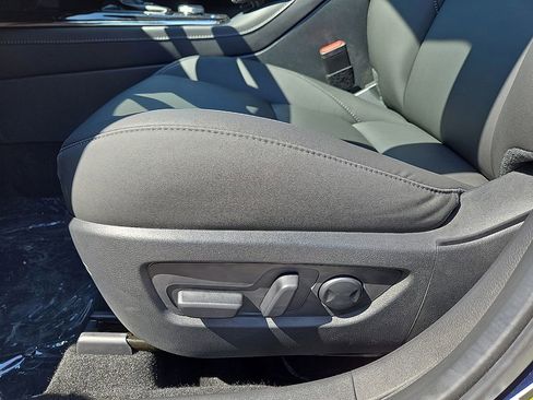 New 2025 MAZDA CX-30 AWD 2.5 S w/ Preferred Package image 19