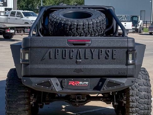 Used 2021 Jeep Gladiator Sport AWD/4WD image 6
