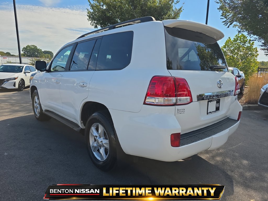 Used 2011 Toyota Land Cruiser w/ Upgrade Pkg AWD/4WD image 4