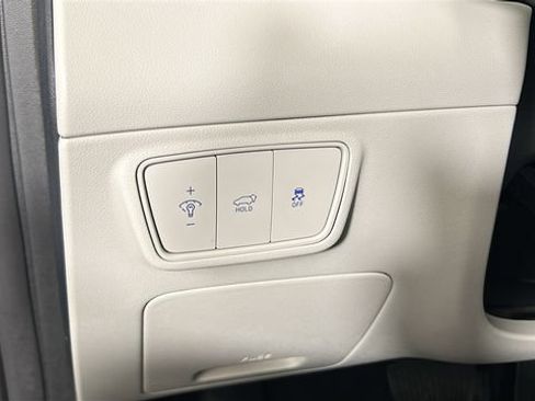 Certified 2024 Hyundai Tucson Limited AWD/4WD image 19