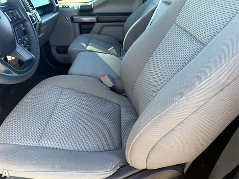 Used 2020 Ford F150 XLT image 12