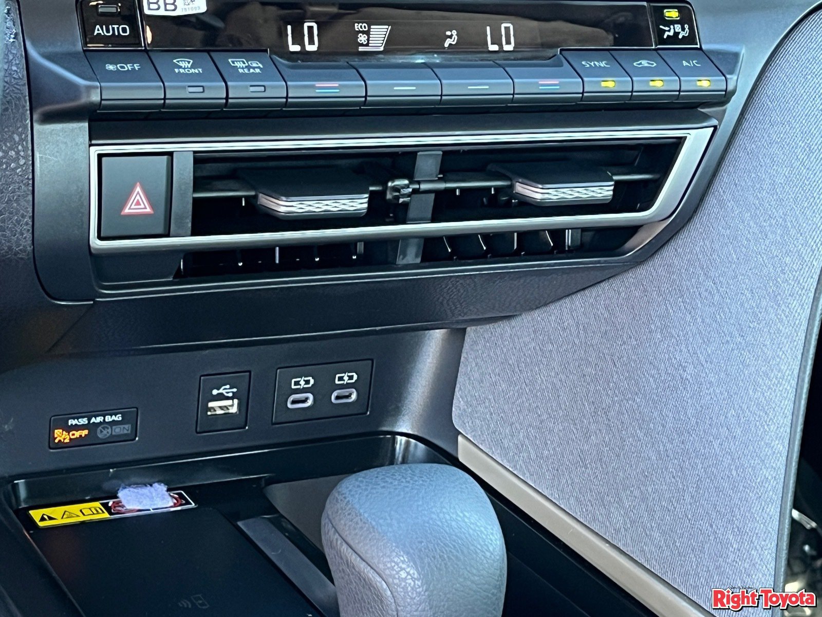 Certified 2025 Toyota Camry LE FWD image 30