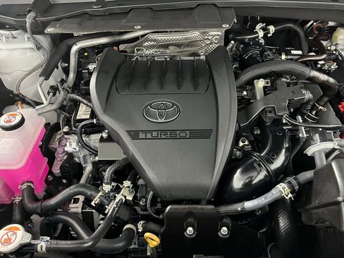 Used 2025 Toyota Grand Highlander FWD image 36