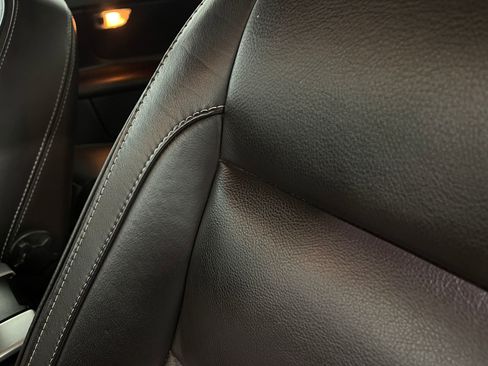 Used 2013 Volvo C70 T5 image 16