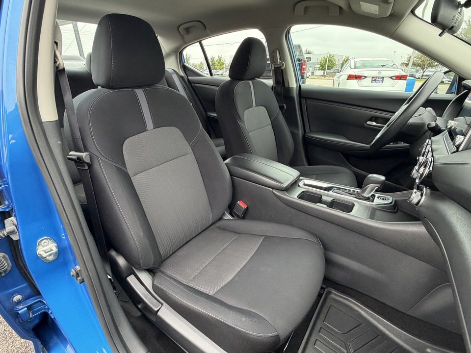 Used 2024 Nissan Sentra SV FWD image 24
