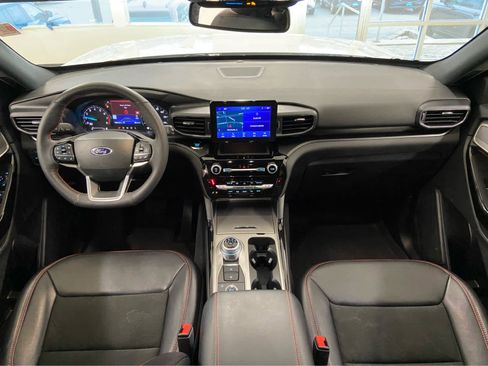 Used 2023 Ford Explorer ST-Line w/ Class IV Trailer Tow Package image 21