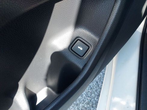 Used 2018 Honda Accord LX image 21