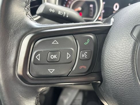 Used 2023 Jeep Wrangler Unlimited Sport AWD/4WD image 17