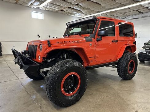 Used 2015 Jeep Wrangler Rubicon w/ Power Convenience Group image 5