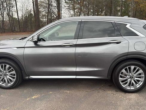 Used 2023 INFINITI QX50 Luxe w/ Cargo Package image 8