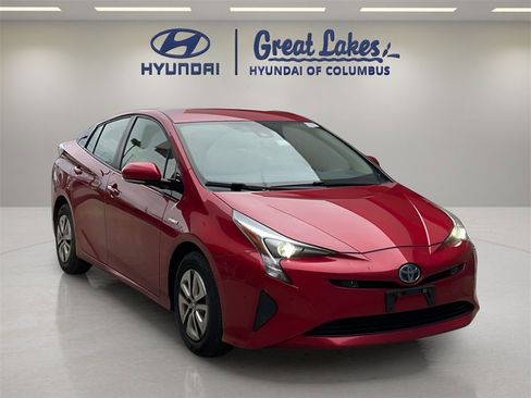 Used 2017 Toyota Prius Two w/ Prius Two Safety Plus Package image 7