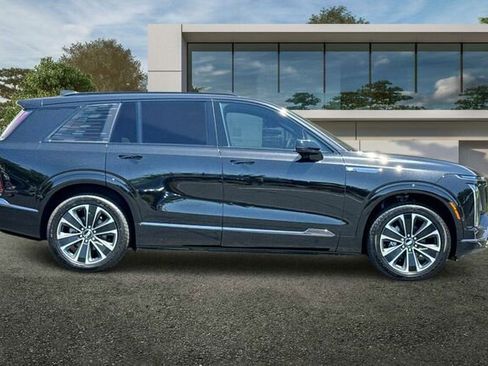 New 2026 Cadillac Vistiq Sport w/ LPO, Floor Liner Package image 3