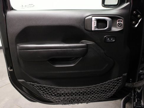 Used 2021 Jeep Wrangler Unlimited Sport AWD/4WD image 19