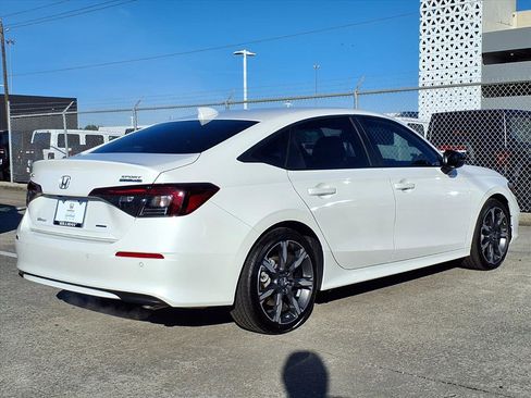 Certified 2025 Honda Civic Sport Touring image 24