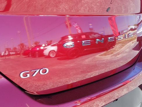 Used 2023 Genesis G70 2.0T RWD image 9