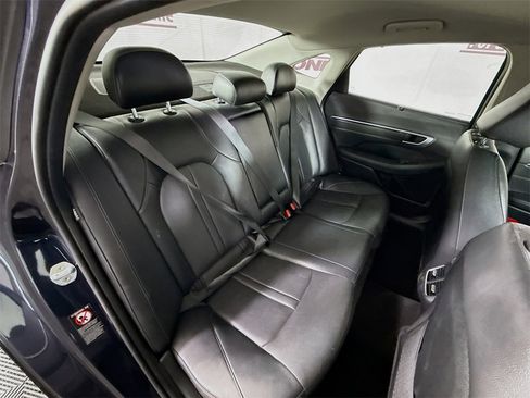 Certified 2021 Hyundai Sonata Limited w/ Cargo Package image 31