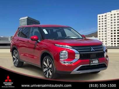 Used 2025 Mitsubishi Outlander SE