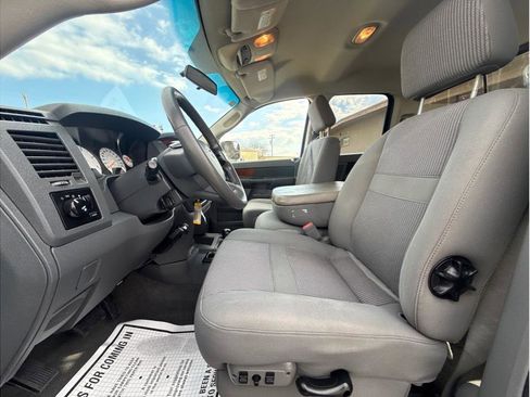 Used 2006 Dodge Ram 2500 Truck SLT w/ Quad Cab Big Horn Value Group image 6