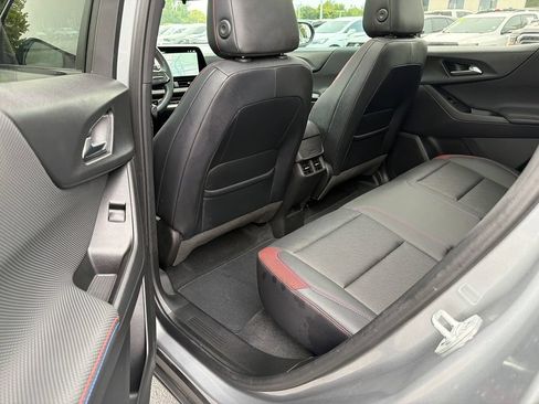 Used 2026 Chevrolet Equinox RS AWD/4WD image 14