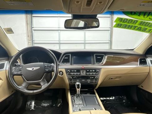 Used 2016 Hyundai Genesis 3.8 w/ Option Group 02 image 4