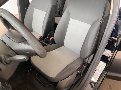 Used 2016 Ford Fiesta S FWD image 28