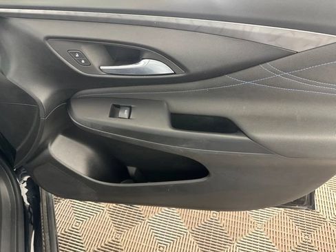 Used 2024 Buick Envista Sport Touring FWD image 21