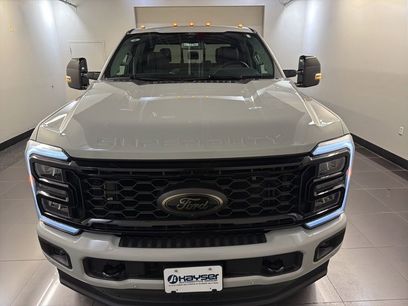 New 2026 Ford F250 Lariat w/ Black Appearance Package