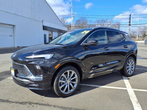 Certified 2024 Buick Encore GX Avenir w/ Avenir Convenience Package image 24
