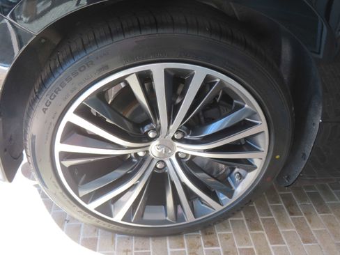 Used 2018 INFINITI Q60 3.0t Luxe image 9
