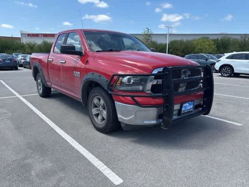 Used 2018 RAM 1500 Classic SLT image 7