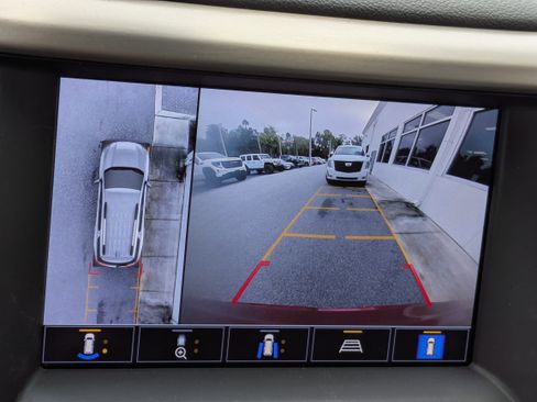 Certified 2022 GMC Acadia Denali w/ Denali Technology Package image 32