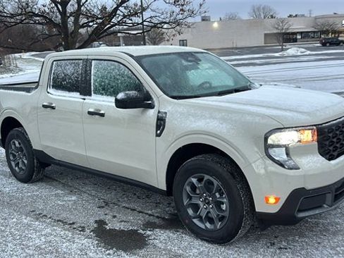 New 2025 Ford Maverick XLT w/ Equipment Group 301A image 26