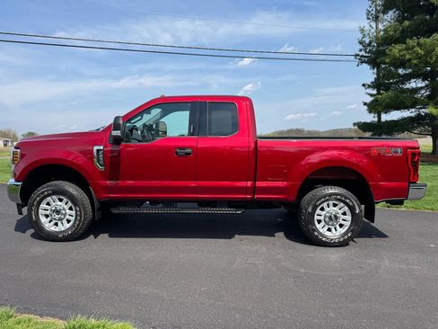 Used 2019 Ford F250 XLT w/ XLT Value Package image 3