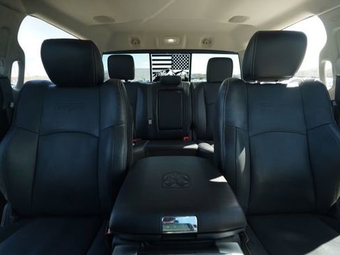 Used 2016 RAM 1500 Laramie w/ Convenience Group image 33