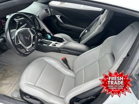 Used 2019 Chevrolet Corvette Stingray Coupe RWD image 9