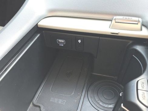Used 2024 Hyundai Palisade Calligraphy FWD image 21