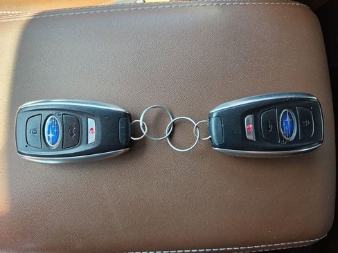 Used 2021 Subaru Ascent Touring AWD/4WD image 14