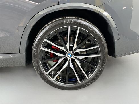 New 2026 BMW X5 xDrive40i w/ M Sport Package AWD/4WD image 32